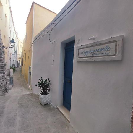 Bed and Breakfast Residenza Nel Borgo L'Appusentu Кастельсардо Екстер'єр фото