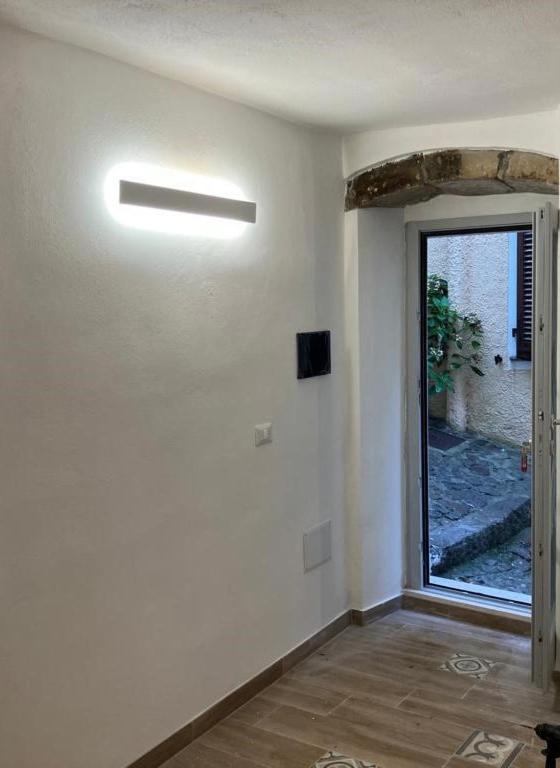 Bed and Breakfast Residenza Nel Borgo L'Appusentu Кастельсардо Екстер'єр фото