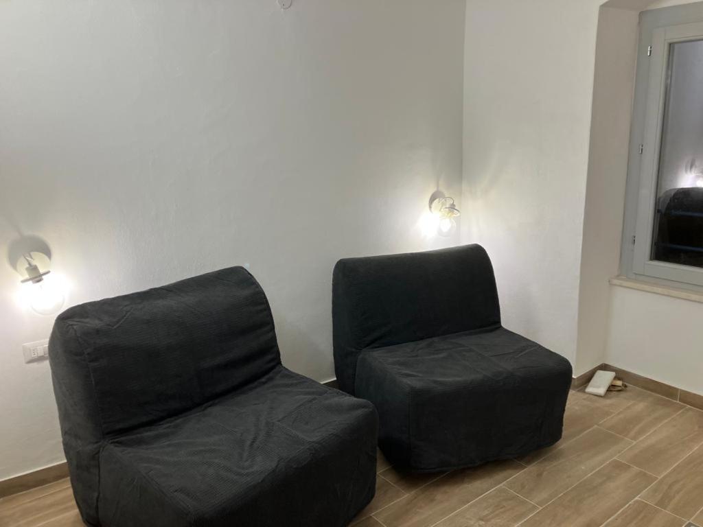 Bed and Breakfast Residenza Nel Borgo L'Appusentu Кастельсардо Екстер'єр фото